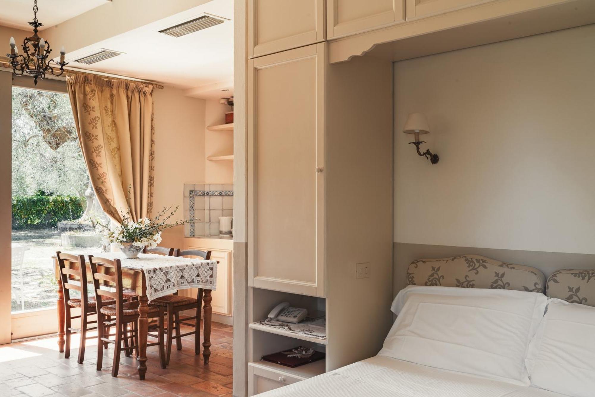 Il Pignocco Country House Santa Veneranda Стая снимка